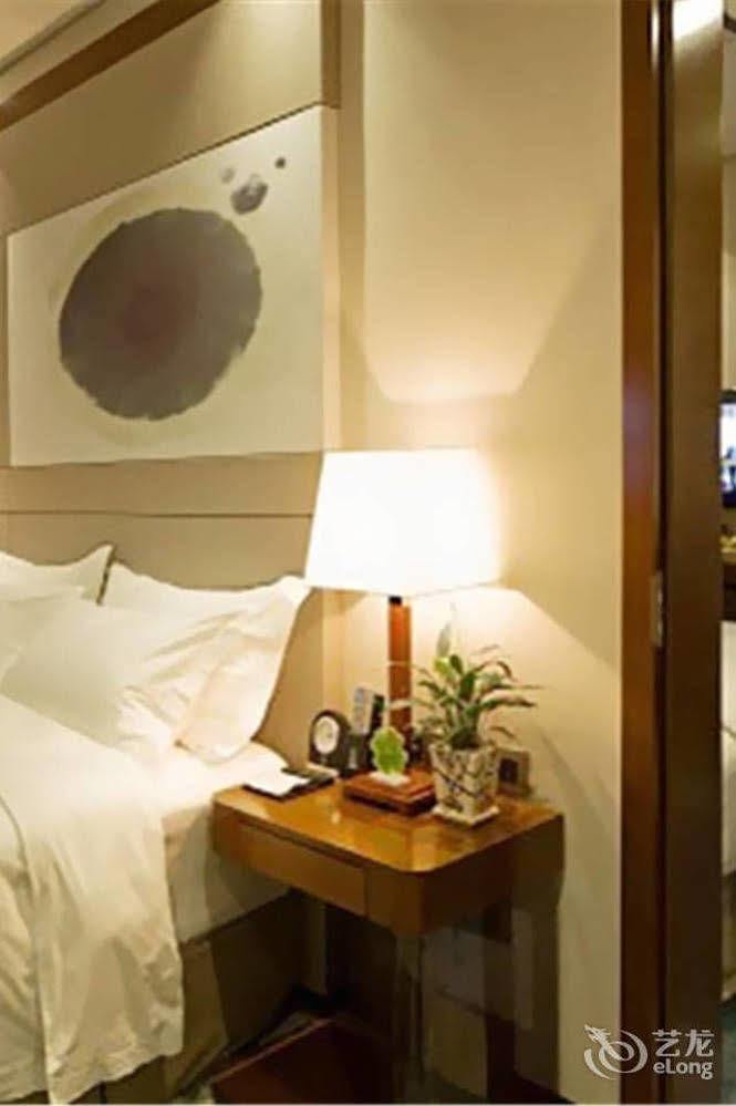 Bavaria City Hotel Beihai Eksteriør bilde