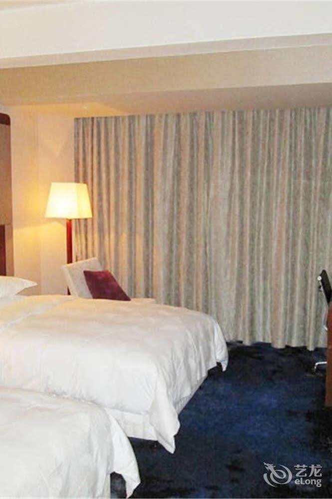 Bavaria City Hotel Beihai Eksteriør bilde