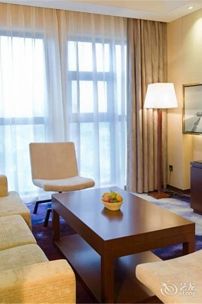 Bavaria City Hotel Beihai Eksteriør bilde