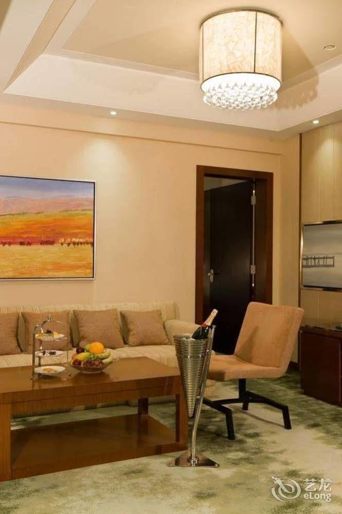 Bavaria City Hotel Beihai Eksteriør bilde